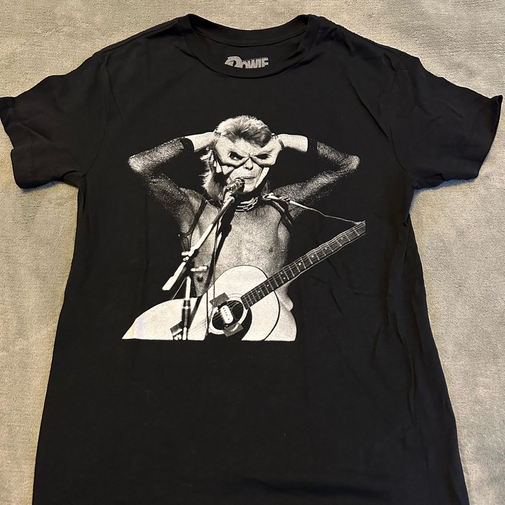 Black Graphic Men’s T-Shirt